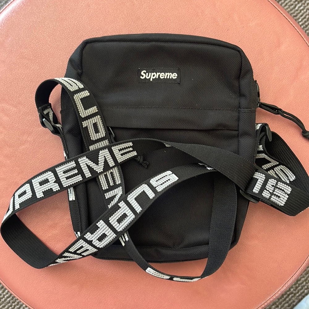 Supreme box logo shoulder bag